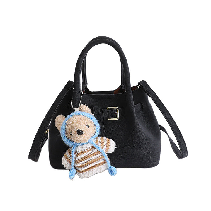 Damen Handtasche mit niedlichem Plüschanhänger Nord Taschen