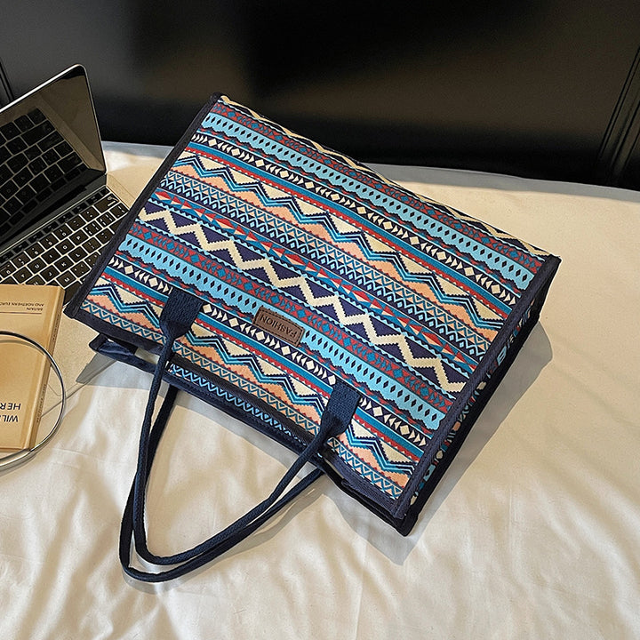 Damen trendige Umhängetasche mit ethnischem Print Nord Taschen