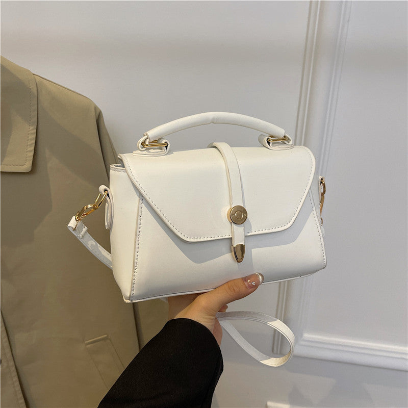Damen elegante Umhängetasche mit strukturiertem Design und praktischem Tragegriff Nord Taschen