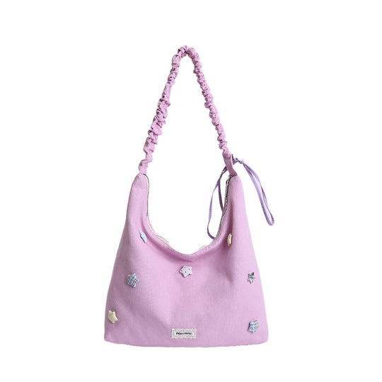 Damen Hobo-Tasche mit dekorativem Kordelzug und charmanten Applikationen Nord Taschen