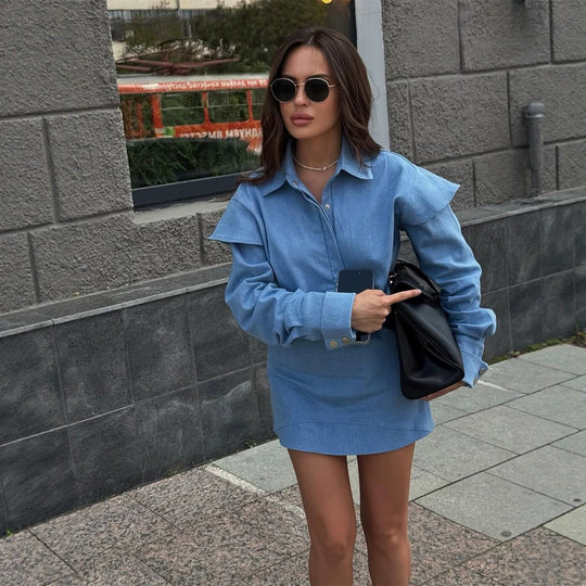 Damen Zweiteiliges Denim-Set mit Oversize-Hemdjacke und Minirock Nord Taschen