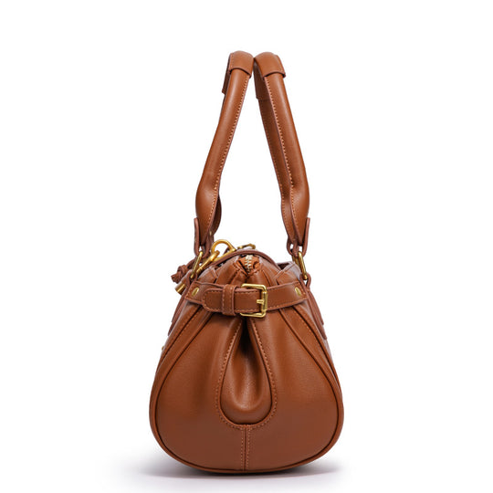Damen Handtasche mit hochwertigem Leder und goldenen Akzenten Nord Taschen
