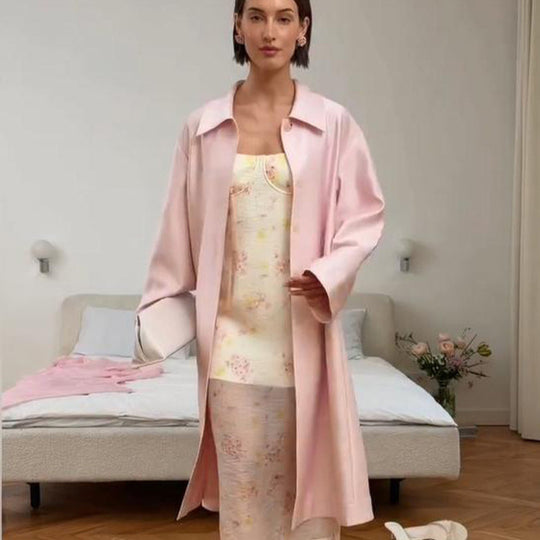 Damen leichter satinähnlicher Longmantel im Oversize-Schnitt mit weitem Revers Nord Taschen