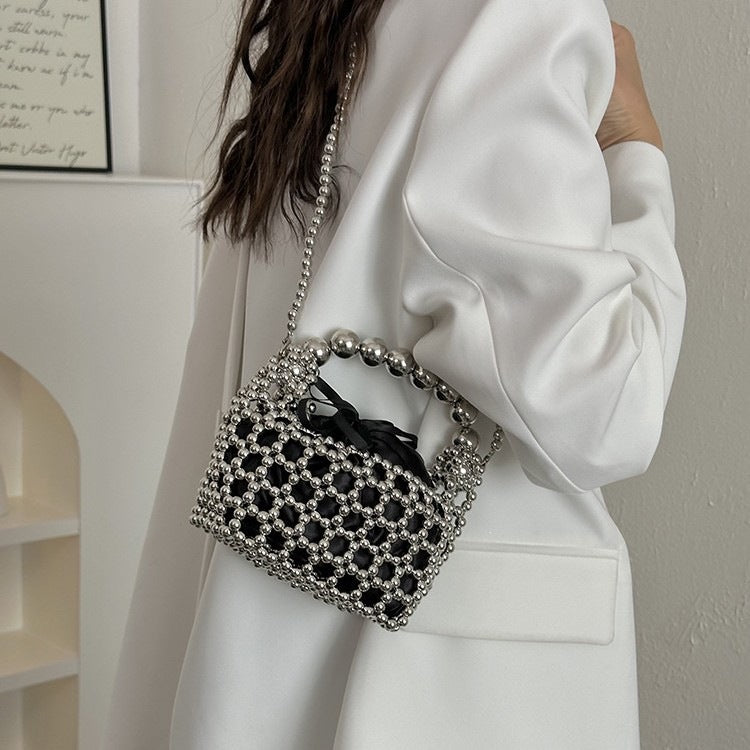 Damen Abendtasche mit Perlenverzierung und elegantem Tragegriff Nord Taschen