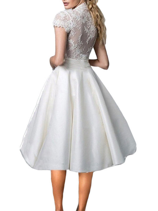 Romantisches Spitzen Hochzeitskleid