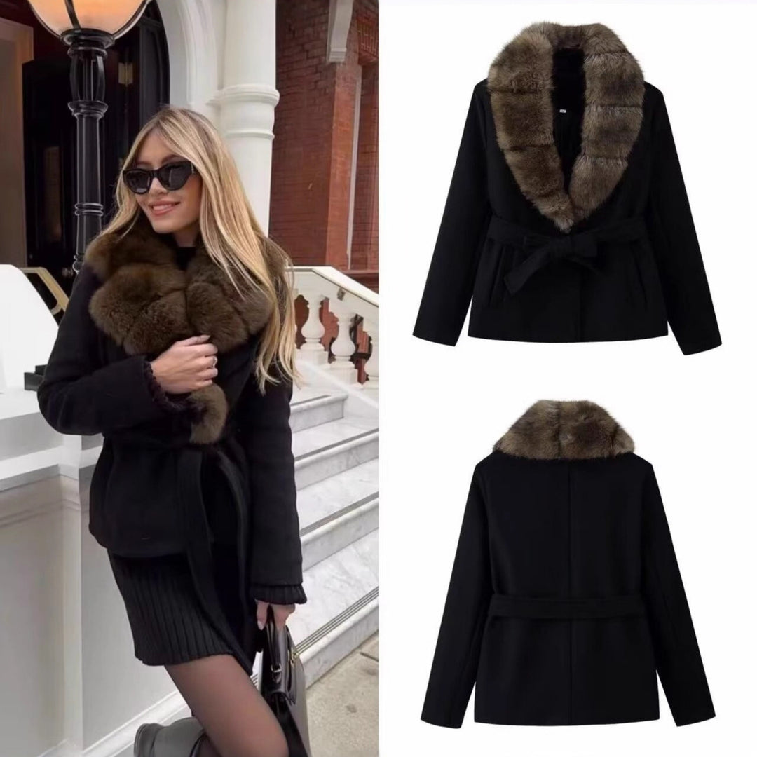 Damen Kurzer Wollmix-Mantel mit abnehmbarem Faux-Fur-Schalkragen und Taillengürtel Nord Taschen