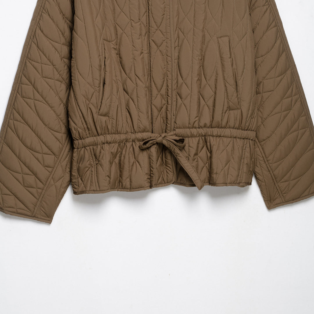 Damen Kurz-Steppjacke mit hohem Stehkragen, Tunnelzug-Taillierung und Oversize-Ärmeln Nord Taschen