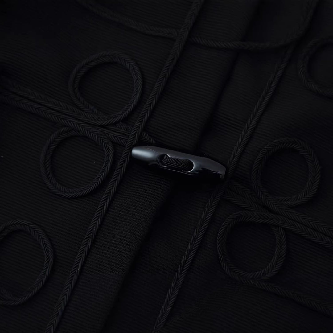 Damen Kurzjacke im militärisch inspirierten Stil mit Stehkragen und Zierkordeln Nord Taschen