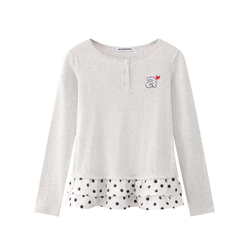 Damen Langärmeliges Henley-Layering-Top mit Volant-Untertritt und Herz-Patch Nord Taschen