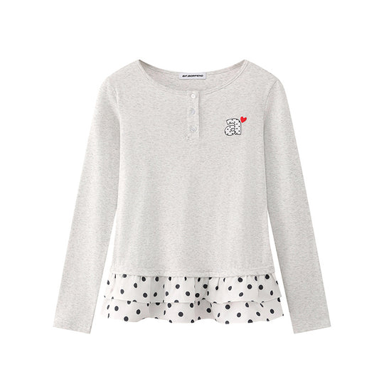 Damen Langärmeliges Henley-Layering-Top mit Volant-Untertritt und Herz-Patch Nord Taschen