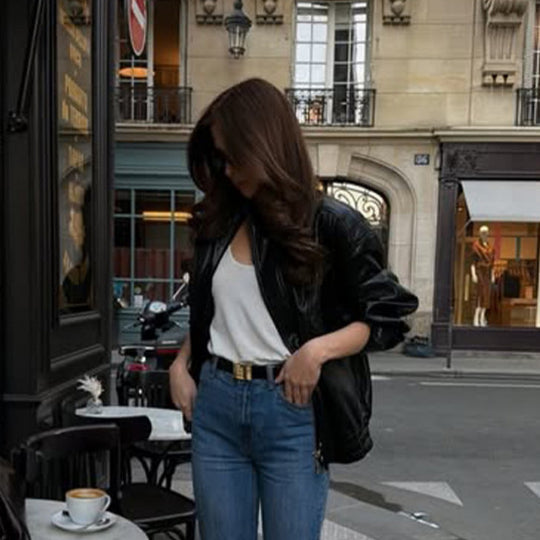 Damen Gerade geschnittene Jeans mit hoher Taille, rohem Saum und leichtem Bootcut Nord Taschen