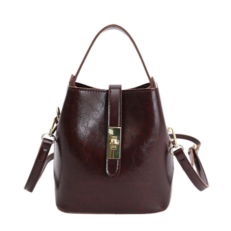 Damen Beuteltasche mit stilvollem Design und praktischem Trageriemen Nord Taschen