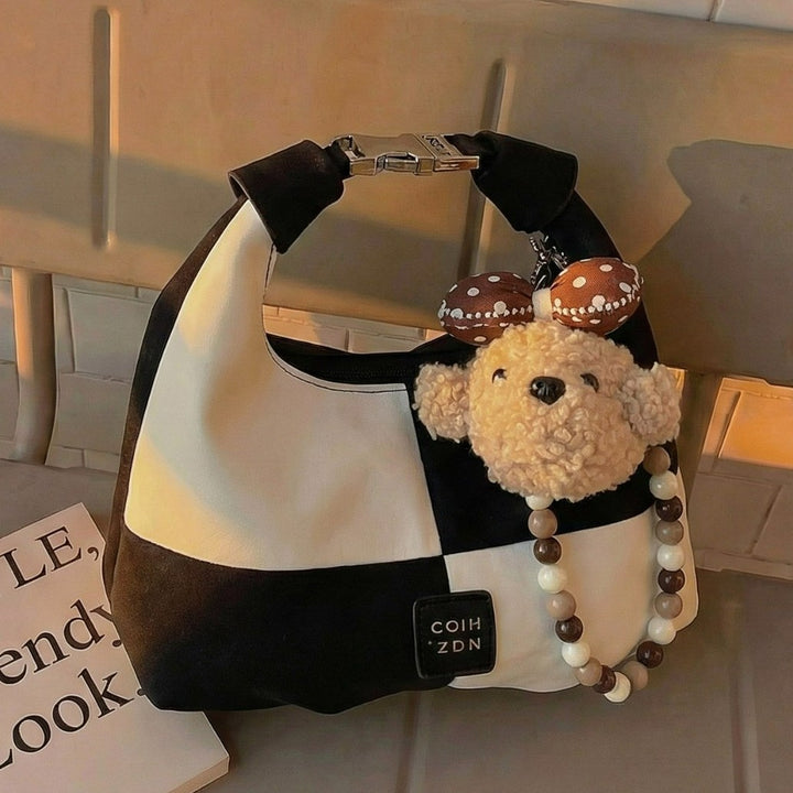 Damen modische Tasche mit niedlichem Plüschanhänger Nord Taschen