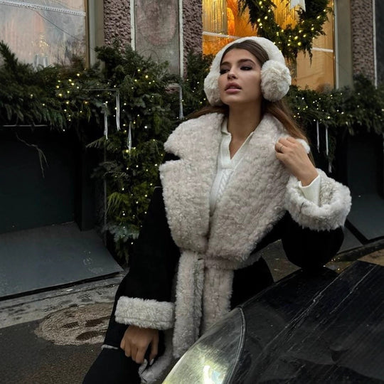 Damen Kurzer Oversized Wintermantel mit Teddy-Futter und Taillengürtel Nord Taschen