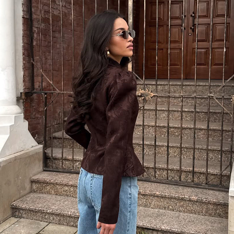 Damen Taillierter Jacquard-Blazer mit Stehkragen, Puffärmeln und Schößchen Nord Taschen