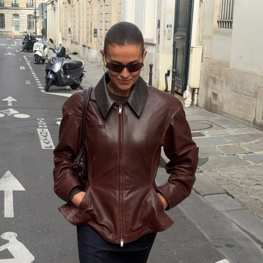 Damen Lederjacke mit tailliertem Schößchen, Reißverschluss & großem Hemdkragen Nord Taschen