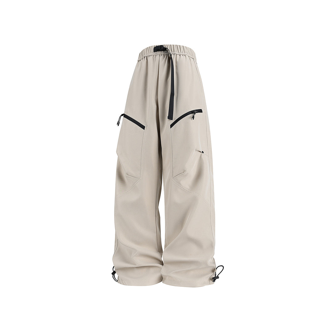 Herren Weite Technical‑Cargo‑Hose mit Tunnelzugbund, verstellbaren Beinabschlüssen und Reißverschlusstaschen Nord Taschen