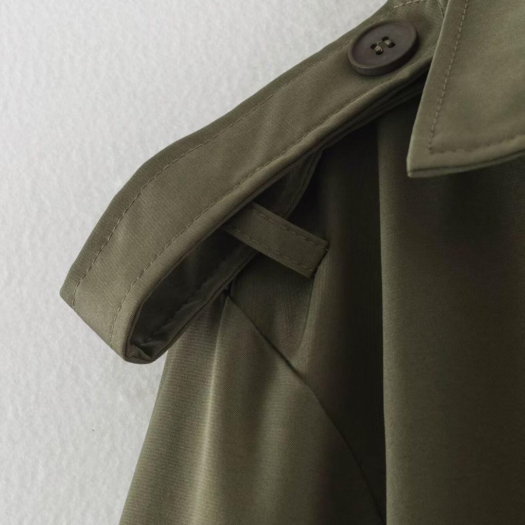 Damen Taillierte Kurz-Trenchjacke mit Bindegürtel und Schulterpatten Nord Taschen