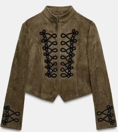 Damen Taillierte Cropped‑Wildlederjacke im Military‑Look mit Mandarinkragen und dekorativen Kordelapplikationen Nord Taschen