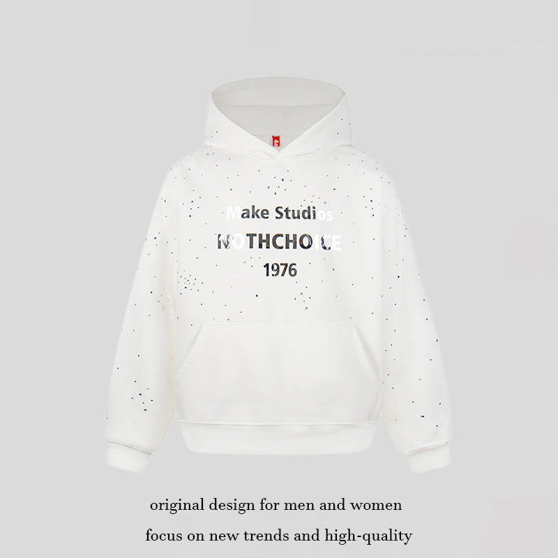 Damen Kapuzenpullover mit Statement-Print Metallic-Lettering und Paint-Splatter-Optik Nord Taschen