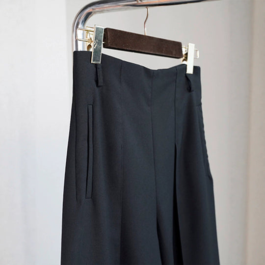Damen Elegante und weite Stoffhose Nord Taschen