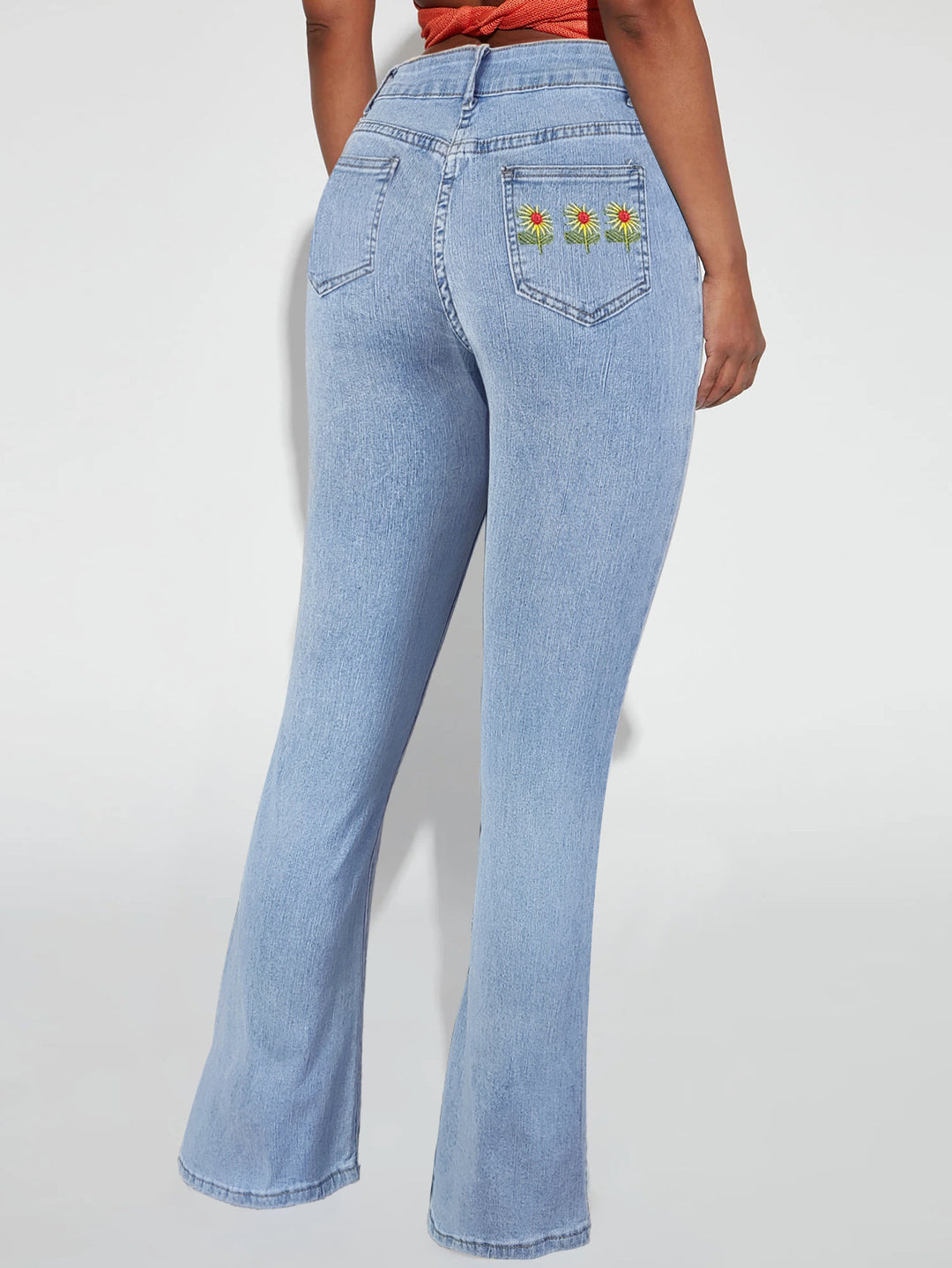 Damen hochgeschnittene schmal zulaufende ausgestellte Jeans mit taillenformendem Bund Nord Taschen