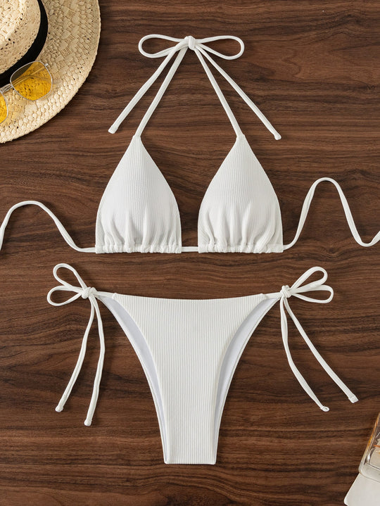 Damen Triangel-Bikini mit verstellbaren Riemen und raffinierten Details
