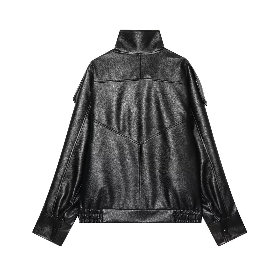 Damen Kurzjacke im asymmetrischen Biker‑Trenchstil aus veganer Lederoptik mit hohem Stehkragen Nord Taschen