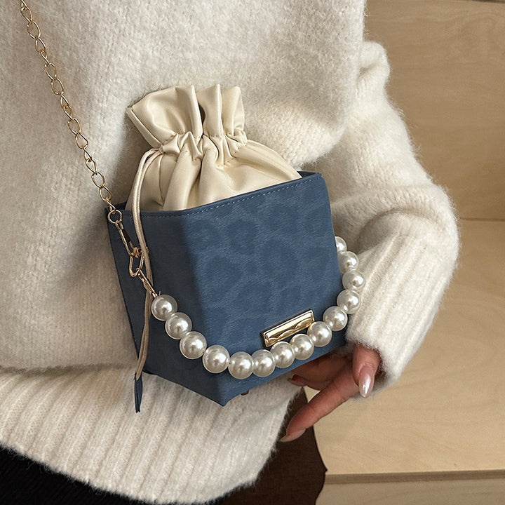 Damen elegante Beuteltasche mit Ketten- und Perlendesign Nord Taschen