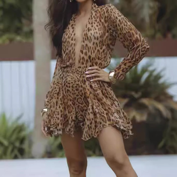 Damen Kurzarmkleid mit Leopardenmuster und fließendem Saum Nord Taschen
