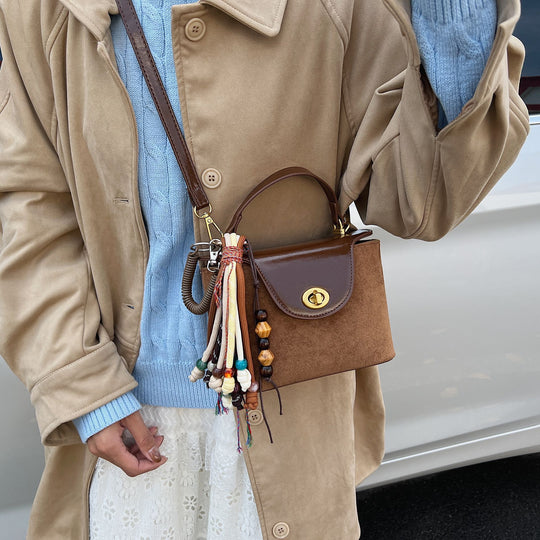 Damen Umhängetasche mit eleganten Quasten und abnehmbarem Schulterriemen Nord Taschen