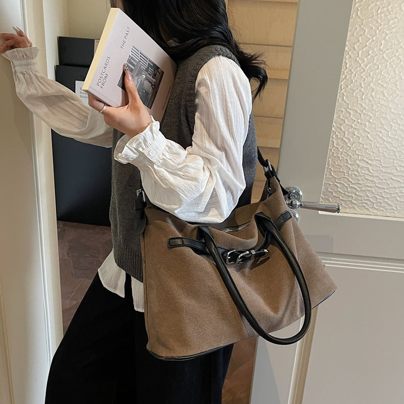 Damen praktische Tragetasche mit stilvollem Design Nord Taschen