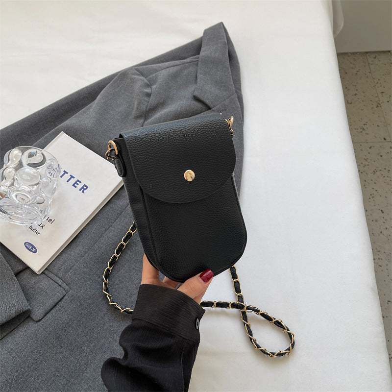 Damen Umhängetasche aus hochwertigem Leder mit elegantem Klappverschluss Nord Taschen