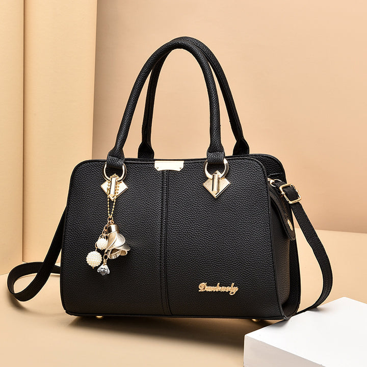 Damen elegante Handtasche mit charmanten Anhängern Nord Taschen