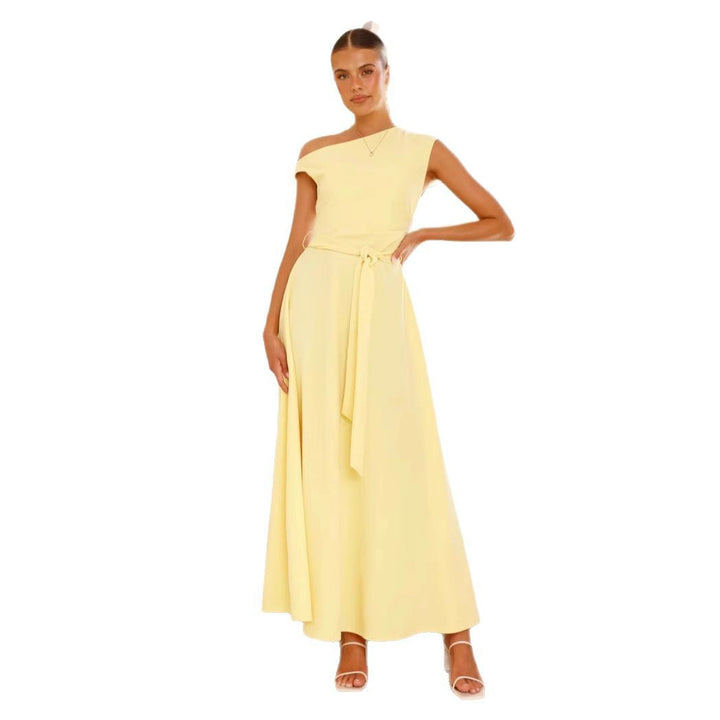 Damen Maxikleid mit schickem asymmetrischen Ausschnitt und eleganter Schleife