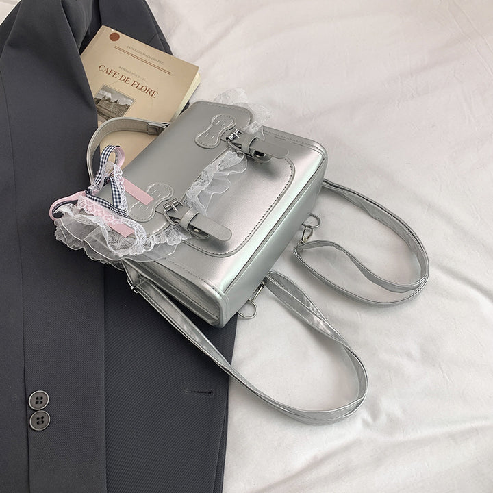Damen stilvolle Rucksacktasche mit verspieltem Spitzenrand Nord Taschen