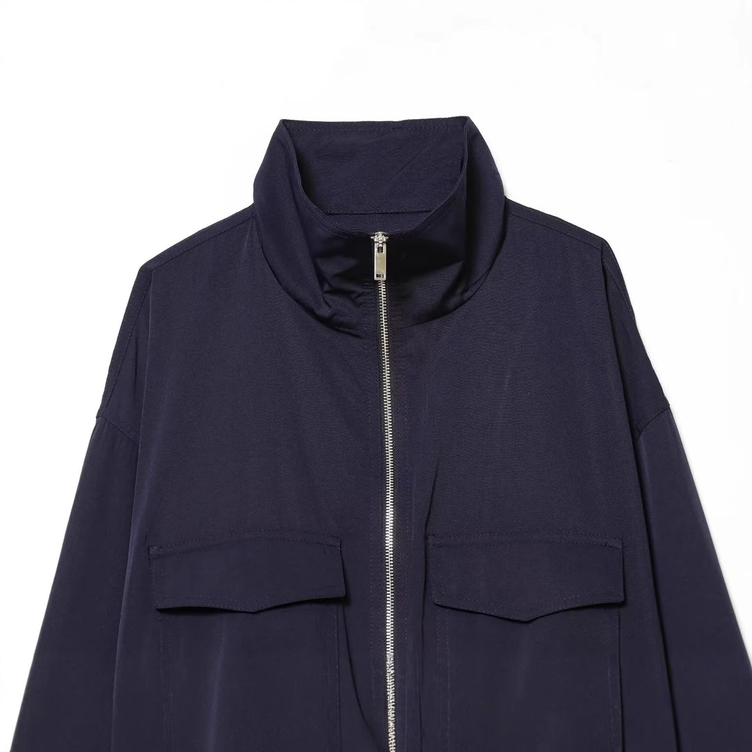 Damen Cropped Bomberjacke mit Stehkragen, durchgehendem Reißverschluss und aufgesetzten Pattentaschen Nord Taschen