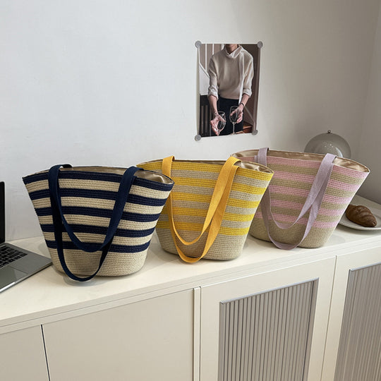 Damen Strandtasche mit vielseitigem Tragekomfort und modernen Streifen Nord Taschen