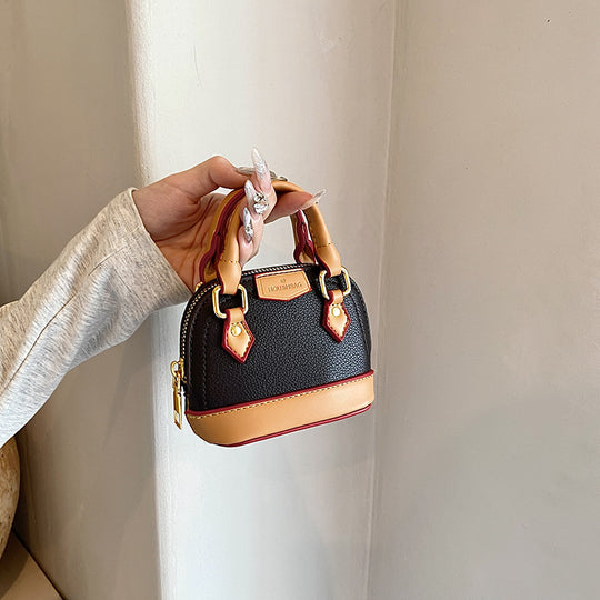 Damen Mini-Hobo-Tasche aus strukturiertem Kunstleder mit goldenen Akzenten Nord Taschen