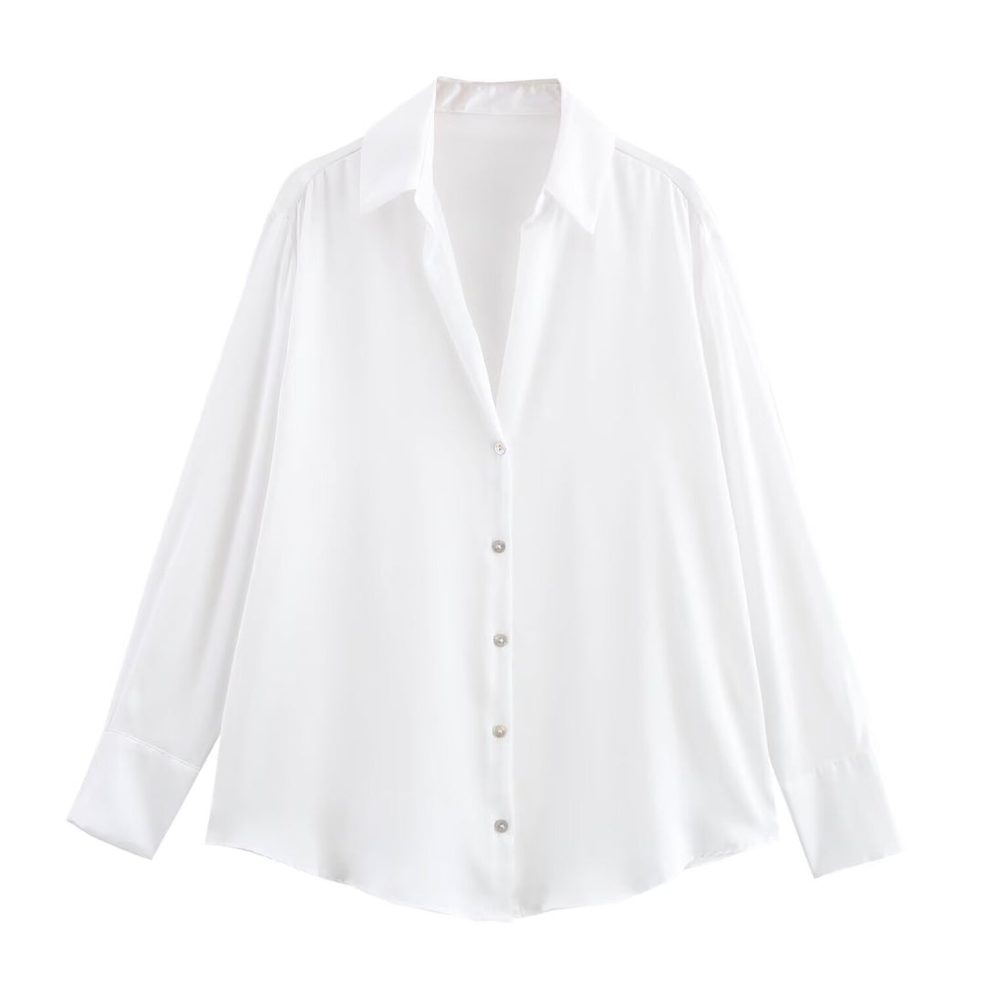 Damen Oversized Satinbluse mit Hemdkragen und breiten Manschetten Nord Taschen