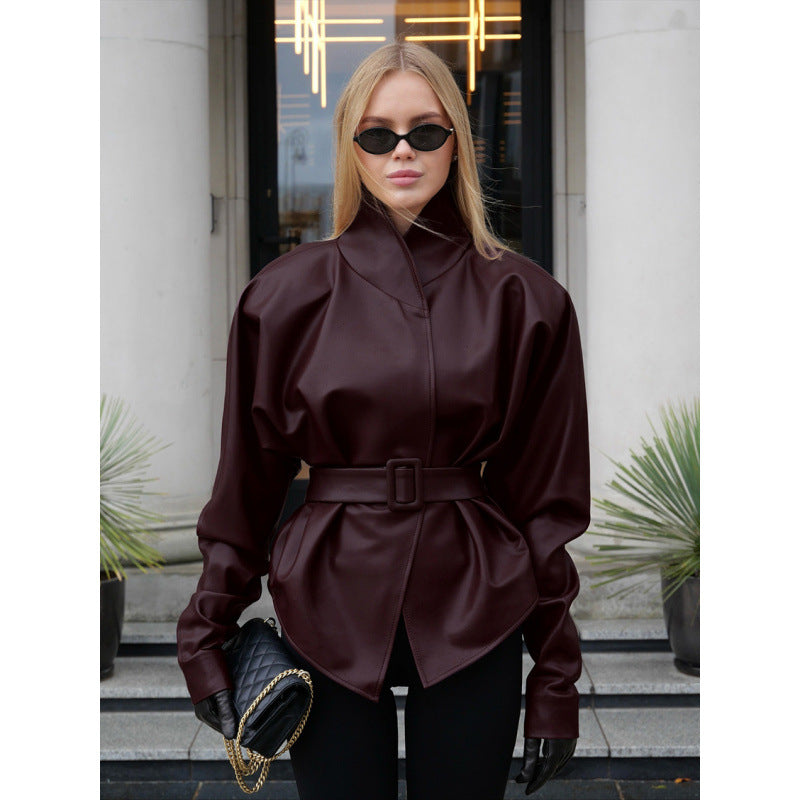 Damen Lederoptik Jacke mit tailliertem Gürtel und hohem Stehkragen Nord Taschen