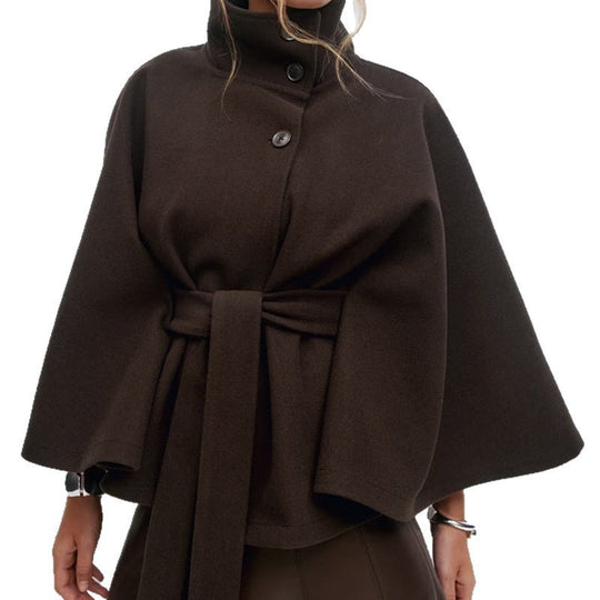 Damen Kurzcape-Jacke mit hohem Stehkragen, Bindegürtel und kastiger Silhouette Nord Taschen