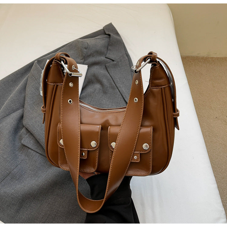 Damen Handtasche mit praktischen Fronttaschen Nord Taschen