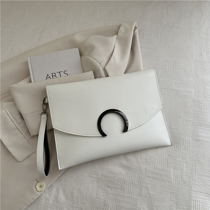 Damen elegante Clutch-Tasche mit künstlerischem Metallverschluss Nord Taschen