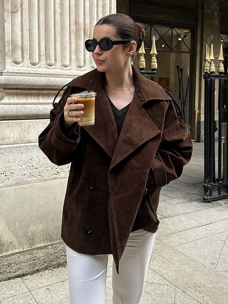 Damen Kurztrench aus Veloursleder-Optik mit weitem Revers und boxy Silhouette Nord Taschen