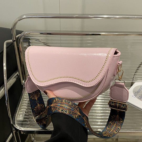 Damen Umhängetasche mit verzierten Kettendetails und dekorativem Schulterriemen Nord Taschen