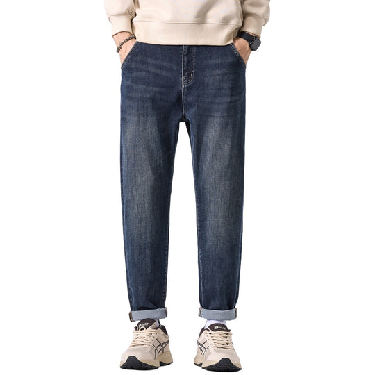 Herren Tapered-Denimhose mit mittelhohem Bund, gekrempeltem Saum und dezenter Used-Waschung Nord Taschen