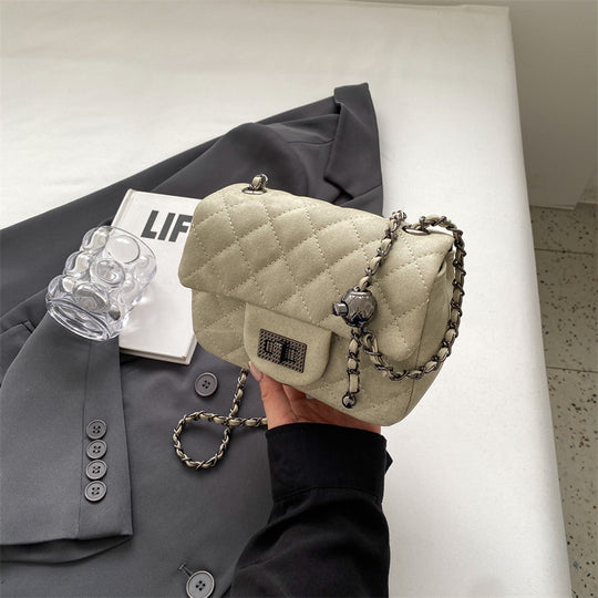 Damen Mini-Handtasche mit gepolstertem Design und elegantem Kettenriemen Nord Taschen