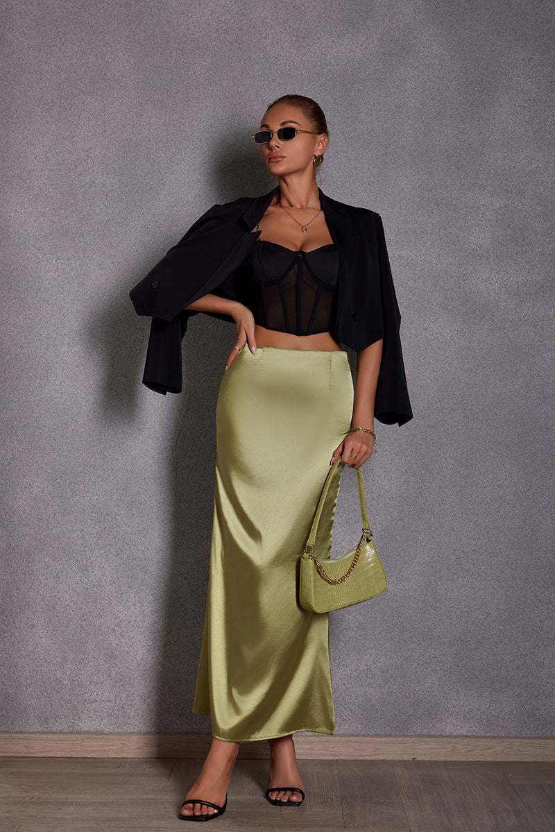 Damen Eleganter Maxirock aus glänzendem Satin mit hohem Schlitz