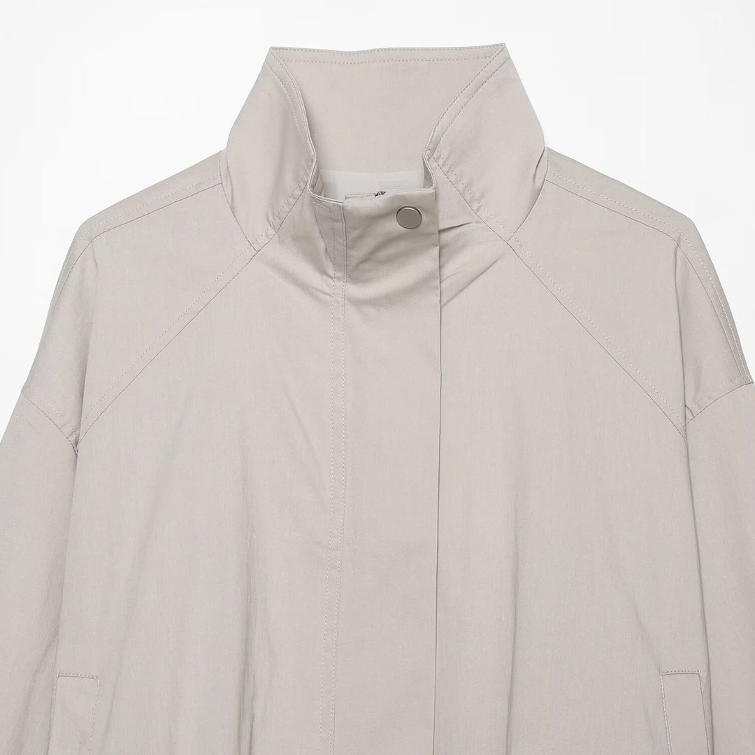 Damen Leichte Cropped Übergangsjacke mit Stehkragen und verdecktem Reißverschluss Nord Taschen